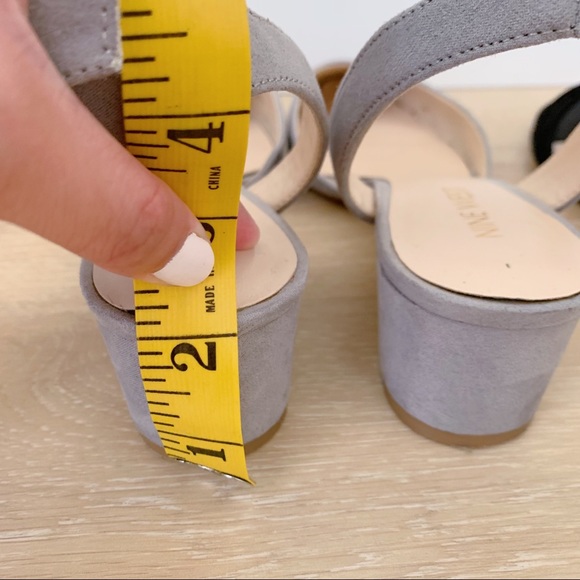 Nine West Gray Point Toe Block Heels/Sandals - Picture 5 of 9